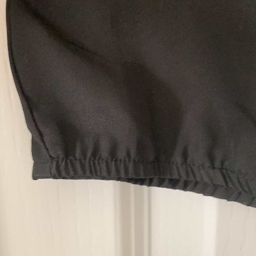 NWT LOFT Black Split Neck 3/4 Length Sleeves 100% Polyester Blouse Size MP - Picture 10 of 16